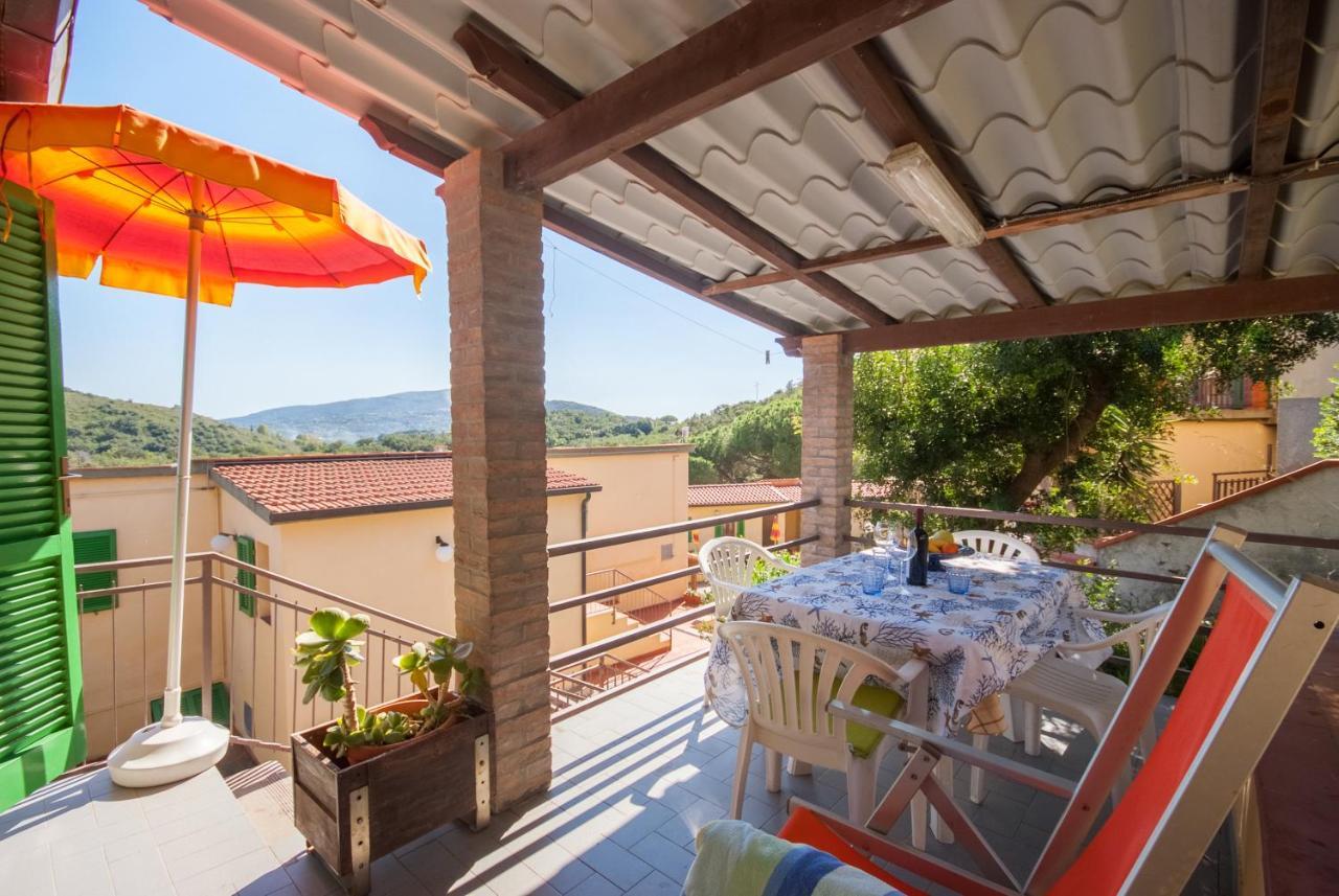 Residence La Valdana Capoliveri  Exterior photo